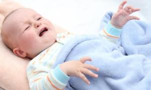 Kvapky z prechladnutia pre deti do jedného roka: zoznam najlepších a najúčinnejších na liečbu rinitídy